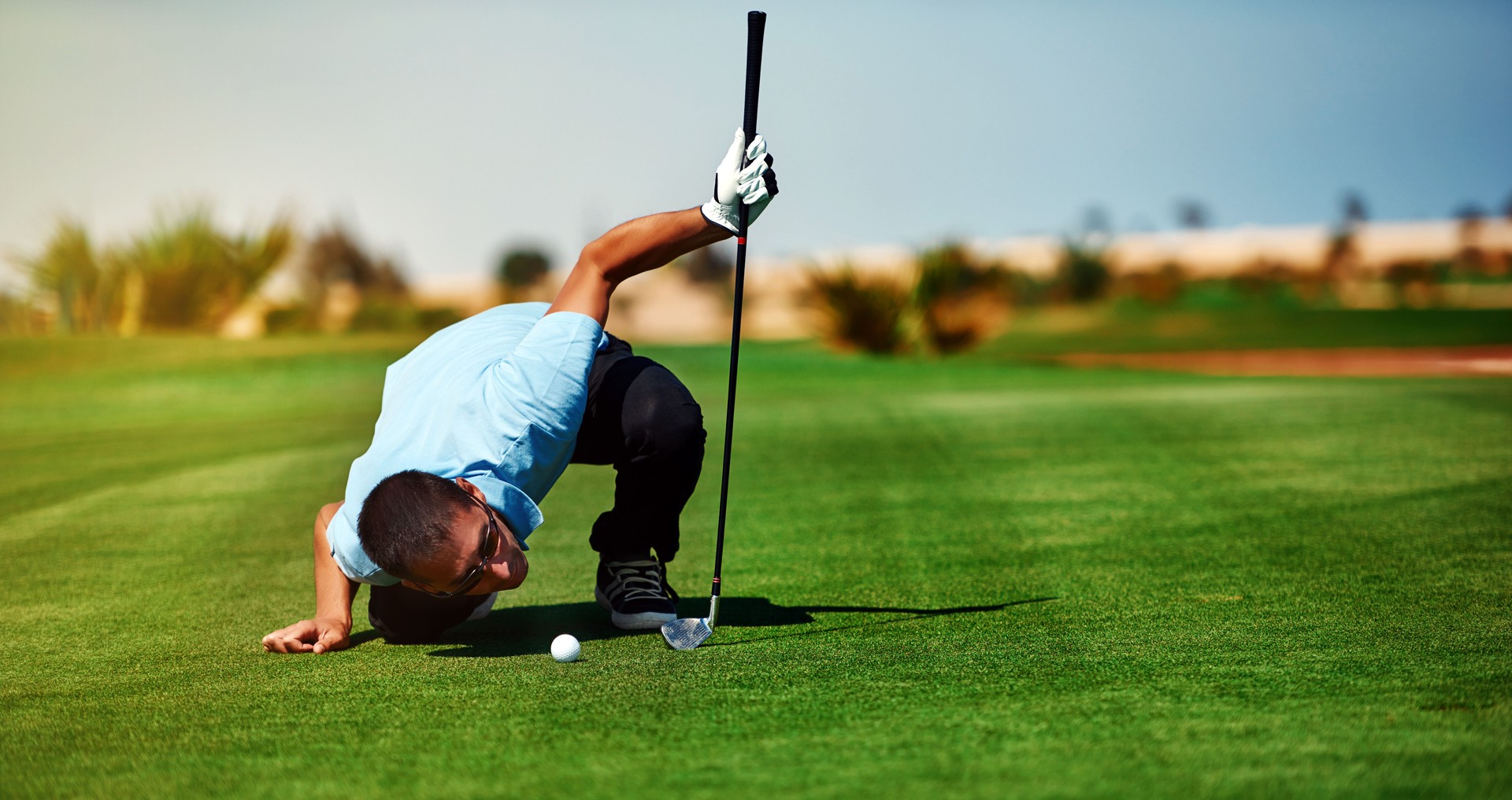 professional golf player on field